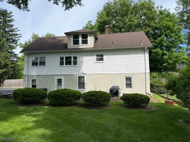 Property listing MLS 4041230 photo 3