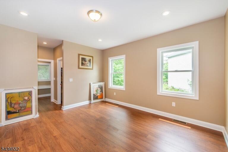 Property listing MLS 4041293 photo 19