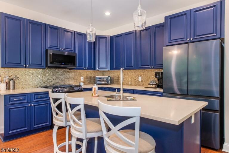 Property listing MLS 4041293 photo 8