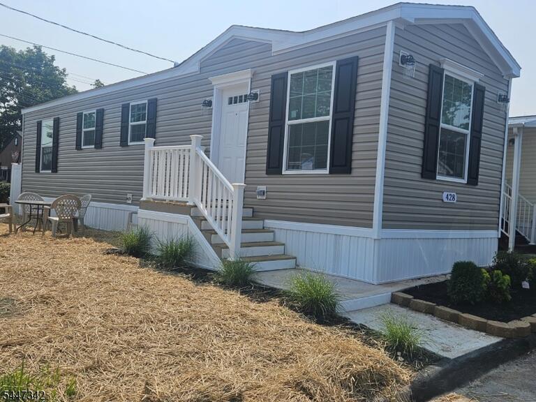 Property listing MLS 4041345 photo 10