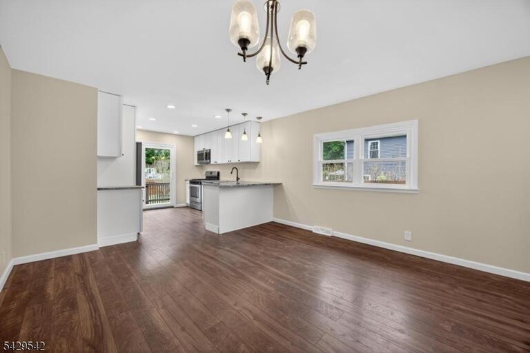 Property listing MLS 4041350 photo 21