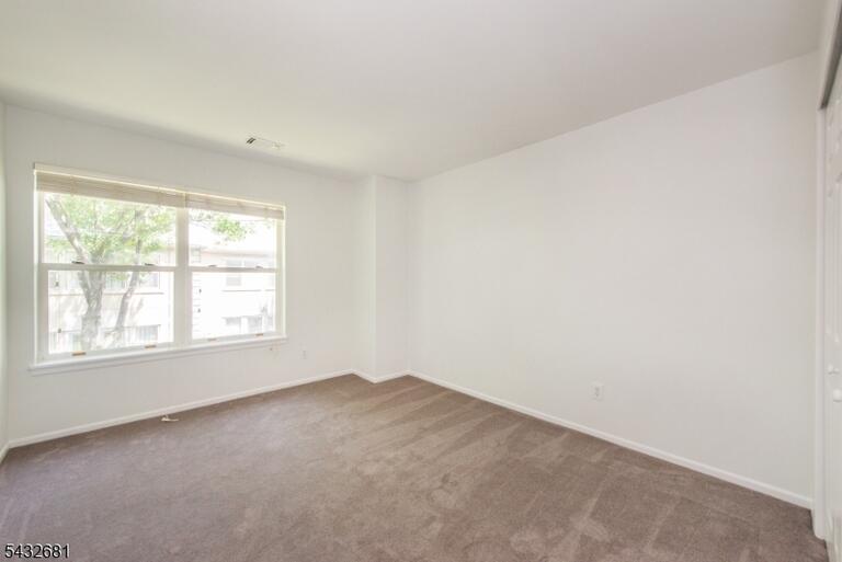 Property listing MLS 4041381 photo 22