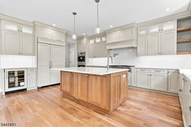 Property listing MLS 4041408 photo 11