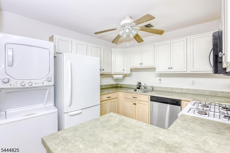 Property listing MLS 4041410 photo 4