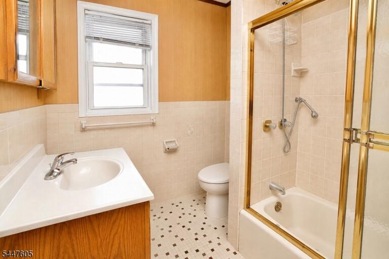 Property listing MLS 4041539 photo 15