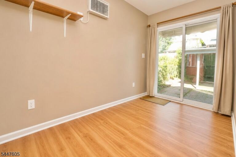 Property listing MLS 4041539 photo 18