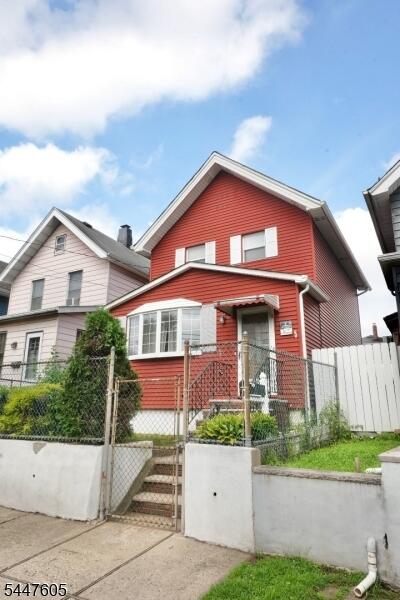 Property listing MLS 4041539 photo 2