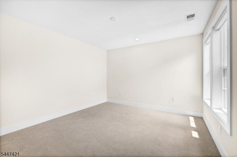 Property listing MLS 4041599 photo 25