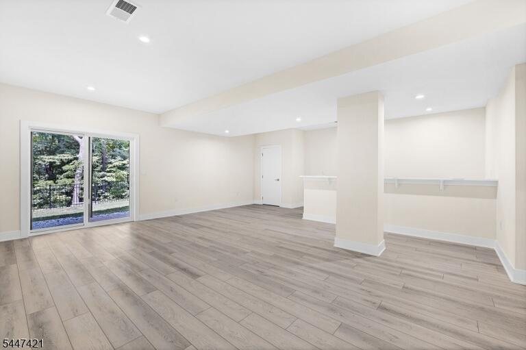Property listing MLS 4041599 photo 31