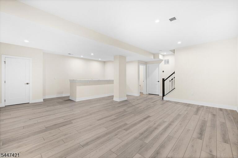 Property listing MLS 4041599 photo 32