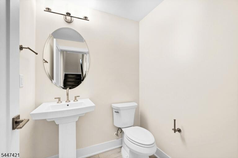 Property listing MLS 4041599 photo 35