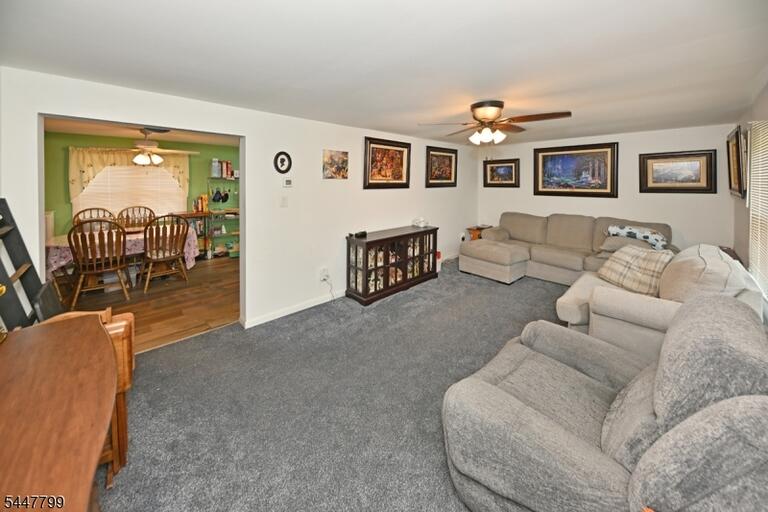 Property listing MLS 4041699 photo 2