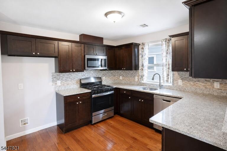 Property listing MLS 4041711 photo 13