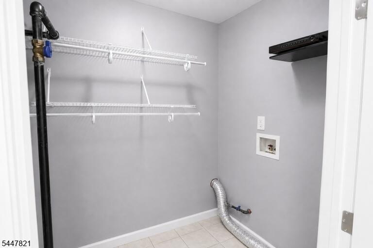 Property listing MLS 4041711 photo 2