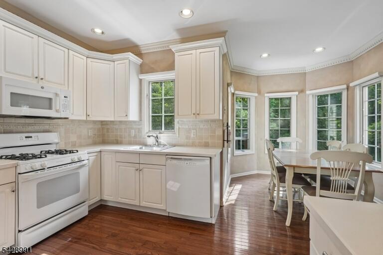 Property listing MLS 4041769 photo 15