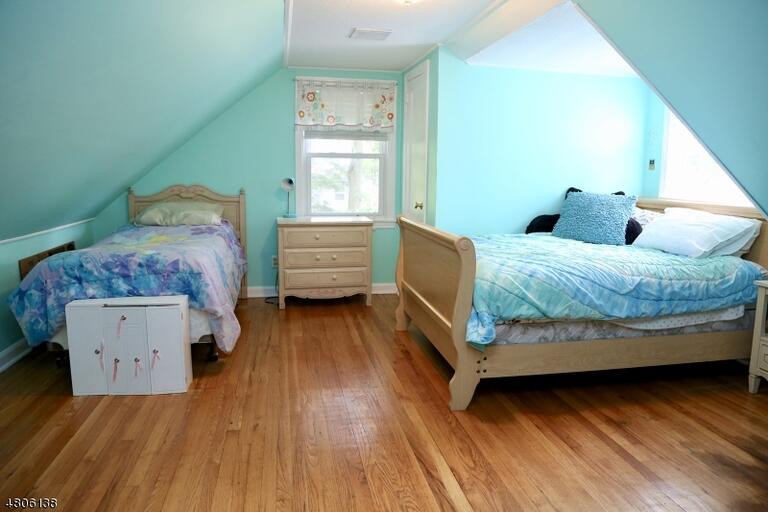 Property listing MLS 4041783 photo 13