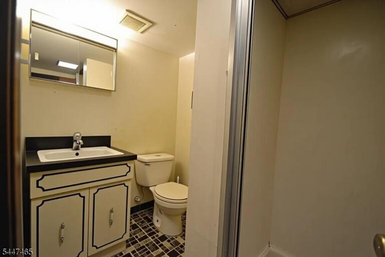 Property listing MLS 4041792 photo 28