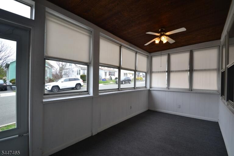 Property listing MLS 4041792 photo 3