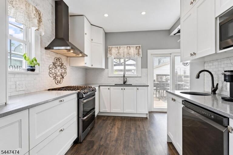 Property listing MLS 4041812 photo 8