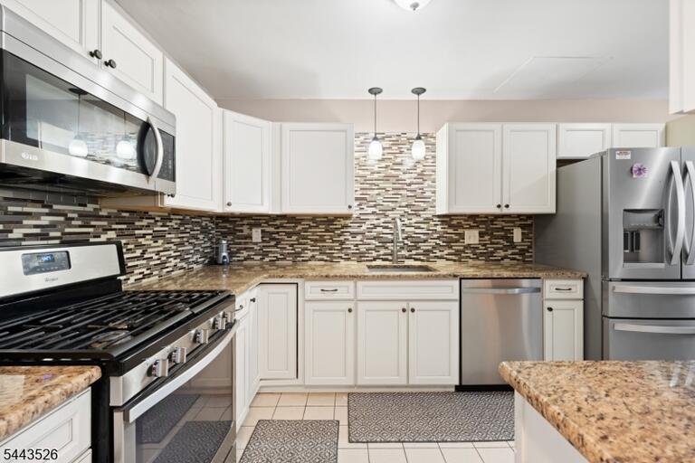 Property listing MLS 4041970 photo 8
