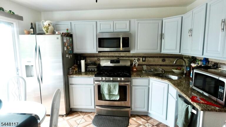 Property listing MLS 4042074 photo 7