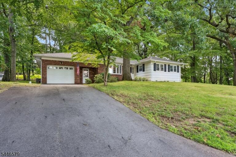 Property listing MLS 4042077 photo 27
