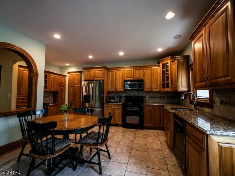 Property listing MLS 4042099 photo 26