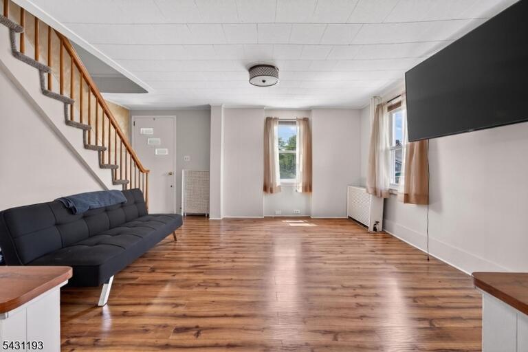 Property listing MLS 4042135 photo 6