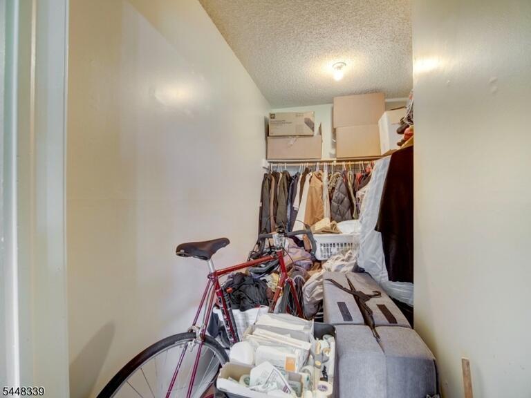 Property listing MLS 4042137 photo 14