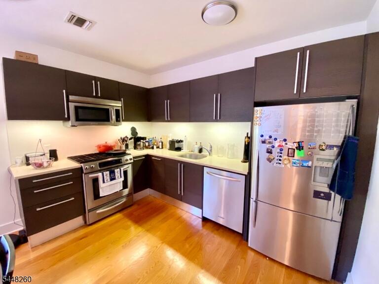 Property listing MLS 4042147 photo 2