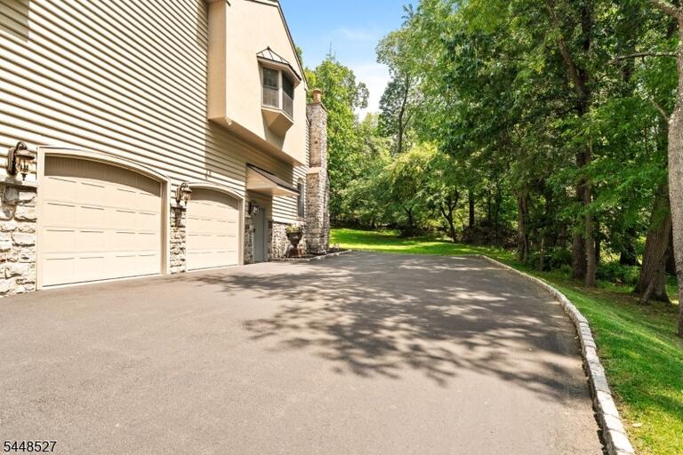 Property listing MLS 4042333 photo 46