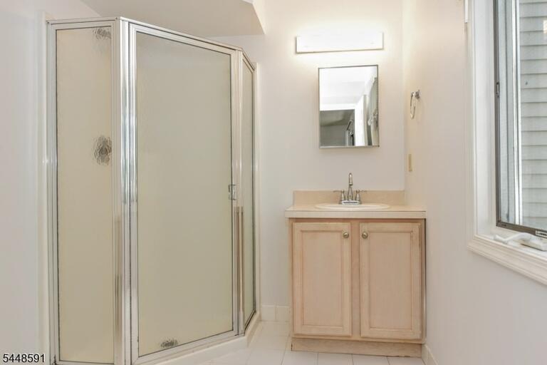 Property listing MLS 4042440 photo 25