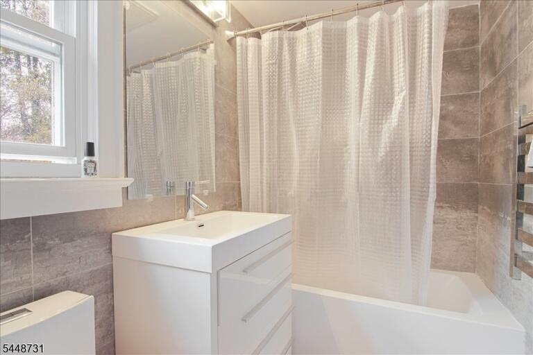 Property listing MLS 4042512 photo 24