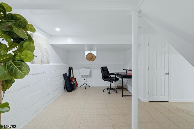 Property listing MLS 4042545 photo 27