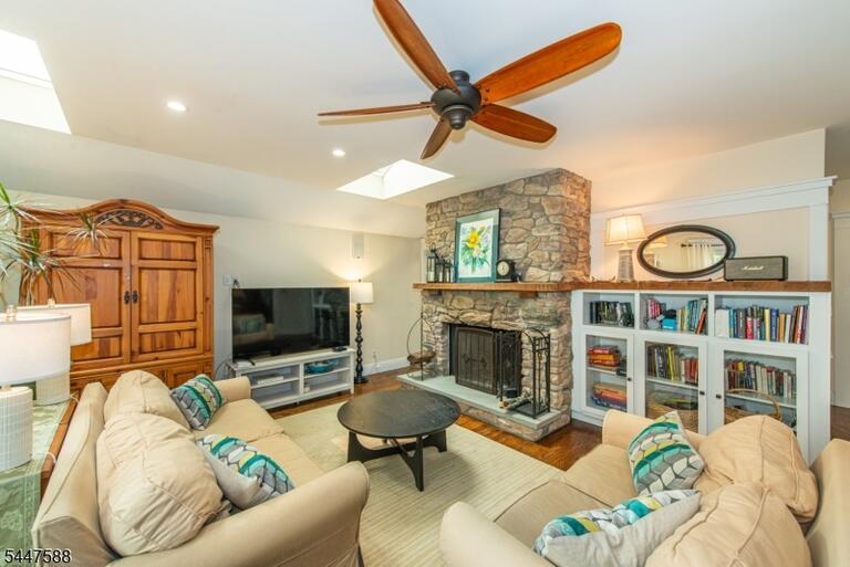 Property listing MLS 4042585 photo 16