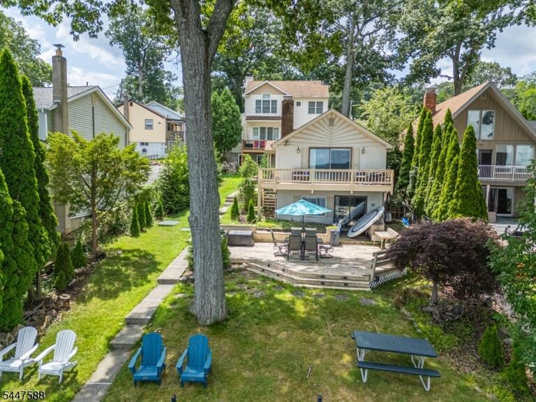 Property listing MLS 4042585 photo 3