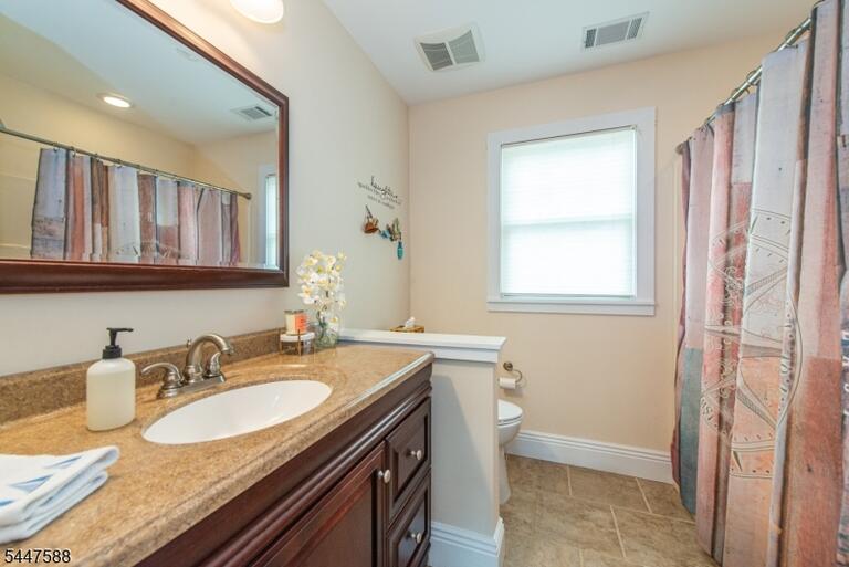 Property listing MLS 4042585 photo 31