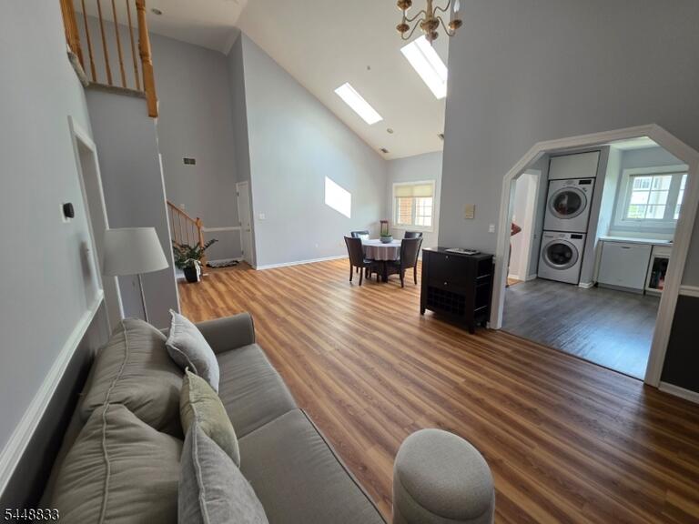 Property listing MLS 4042608 photo 1