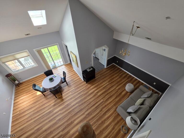 Property listing MLS 4042608 photo 14