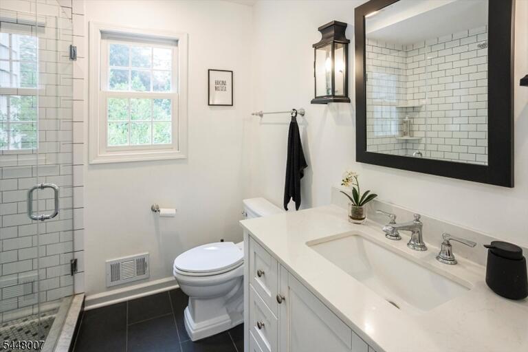 Property listing MLS 4042614 photo 18