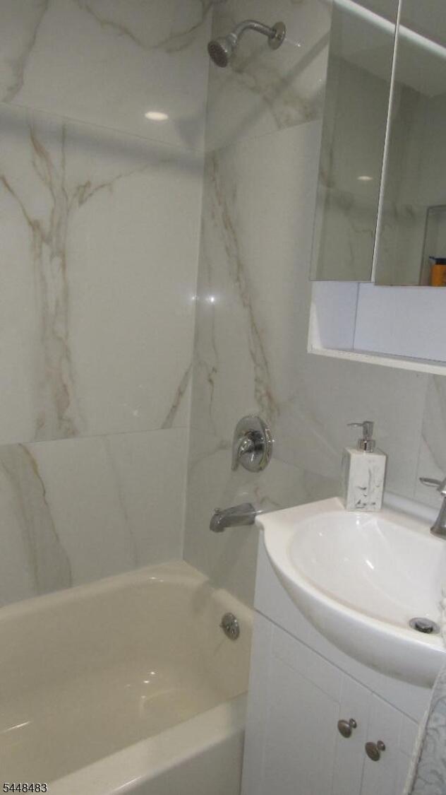 Property listing MLS 4042615 photo 5