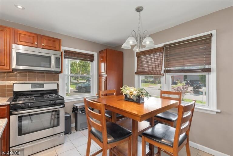 Property listing MLS 4042661 photo 7