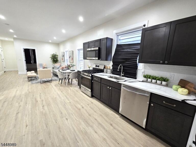 Property listing MLS 4042729 photo 6