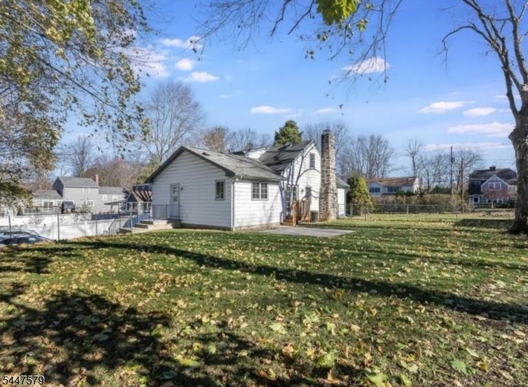 Property listing MLS 4042766 photo 20
