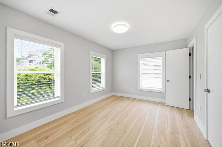 Property listing MLS 4042800 photo 23