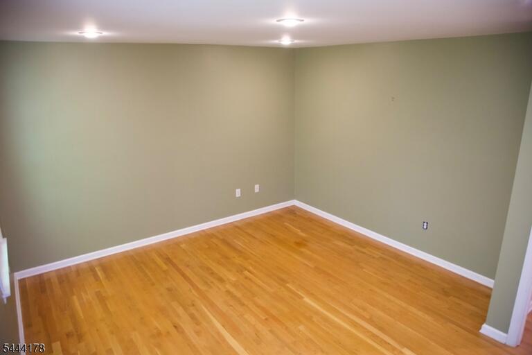 Property listing MLS 4042807 photo 28