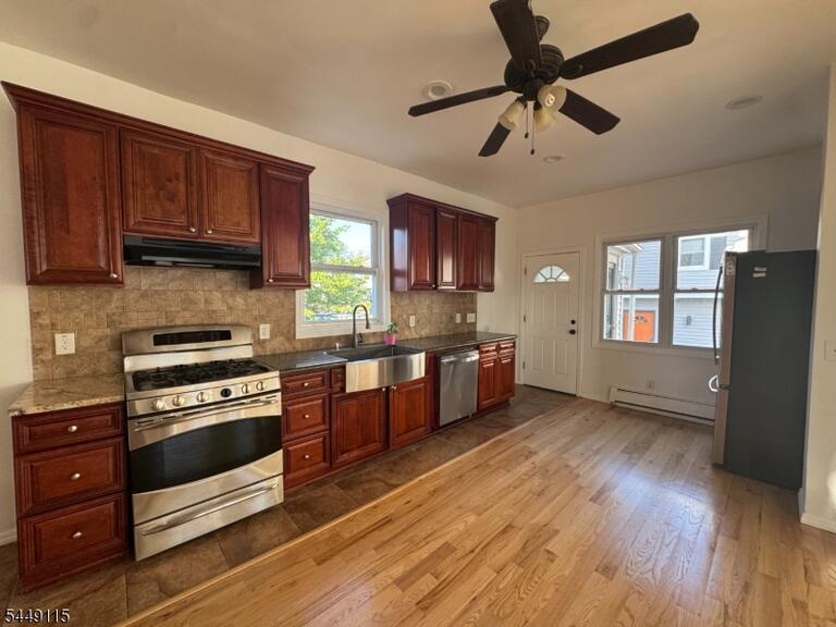 Property listing MLS 4042849 photo 4
