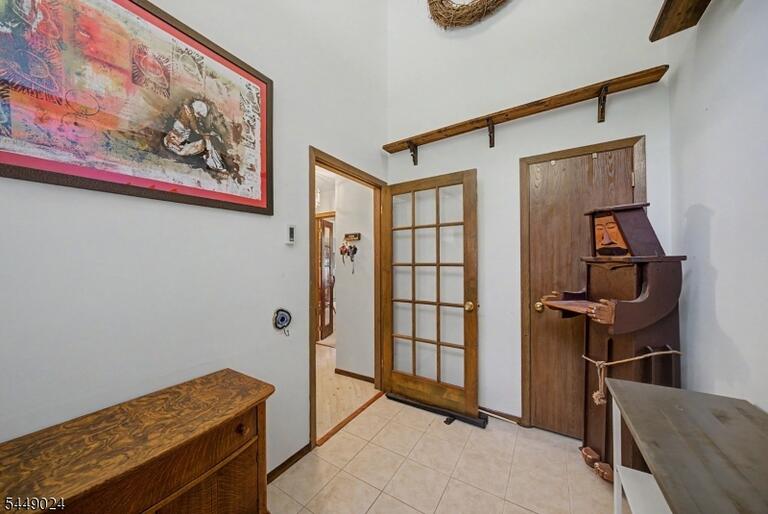 Property listing MLS 4042864 photo 18