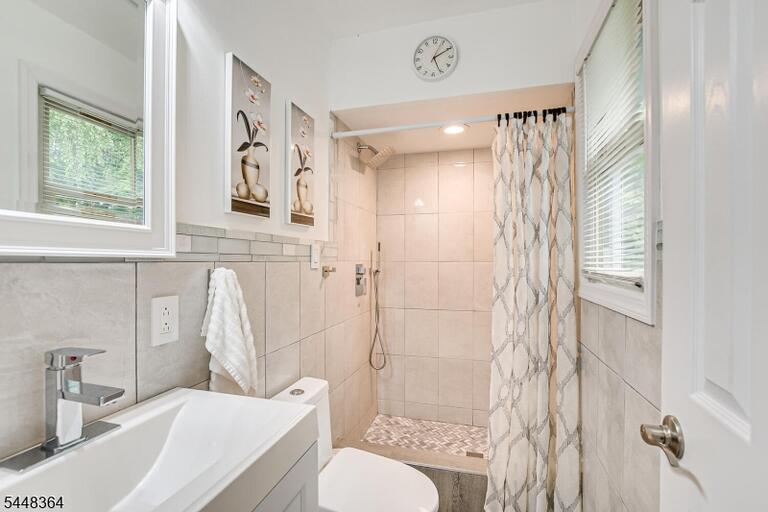 Property listing MLS 4042916 photo 27