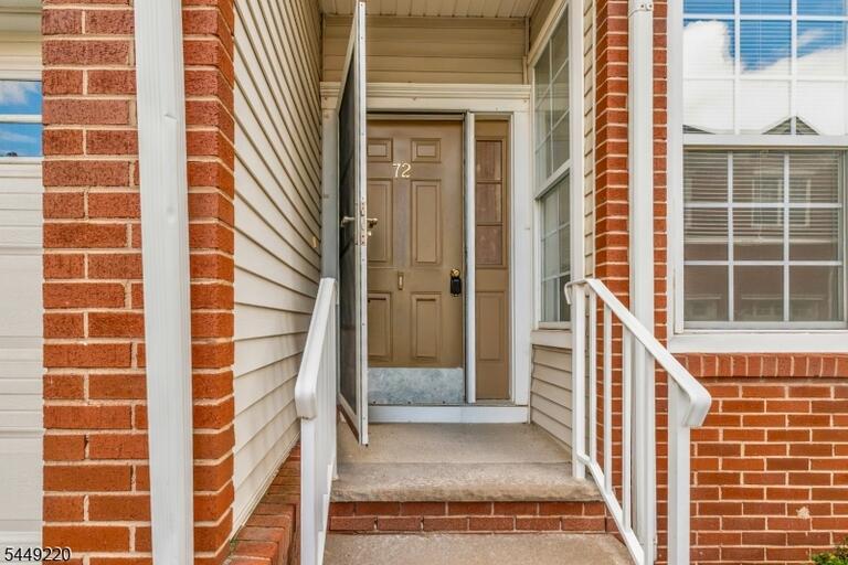 Property listing MLS 4042934 photo 27